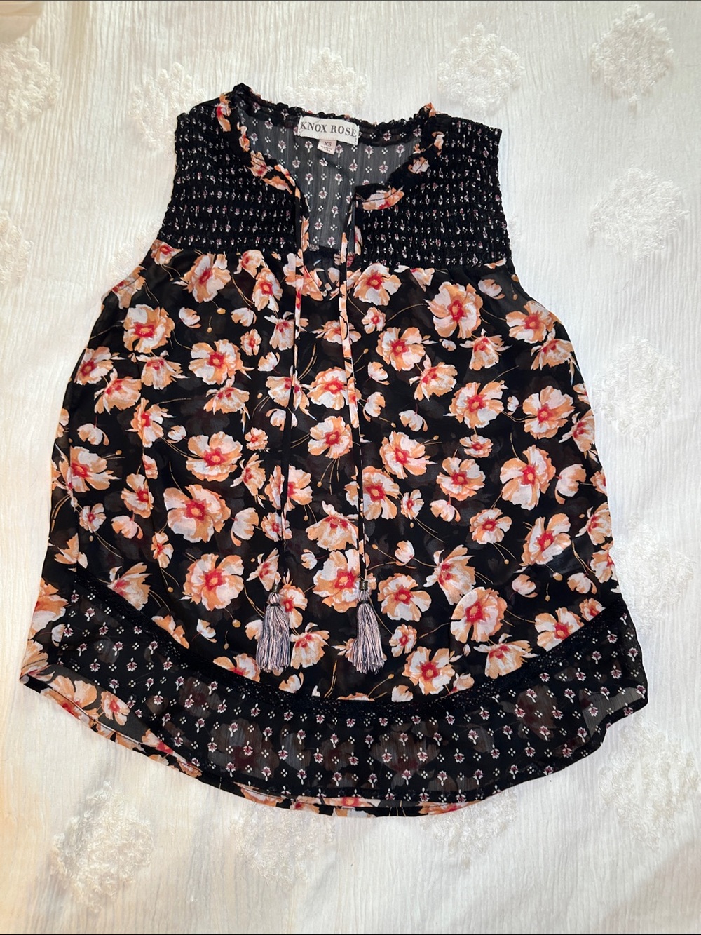 Knox Rose Black Sleeveless XS Boho Floral Shirt